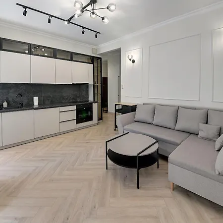 Rentplanet - Komuny Paryskiej Apartman Wrocław